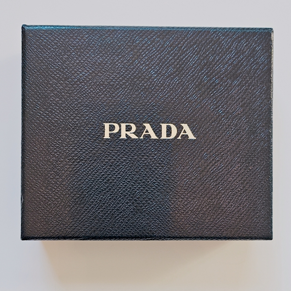 PRADA Saffiano Card Holder Wallet Gold Tone Hardware Logo - Picture 2 of 14